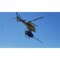 Limpieza líneas alta tensión con helicóptero